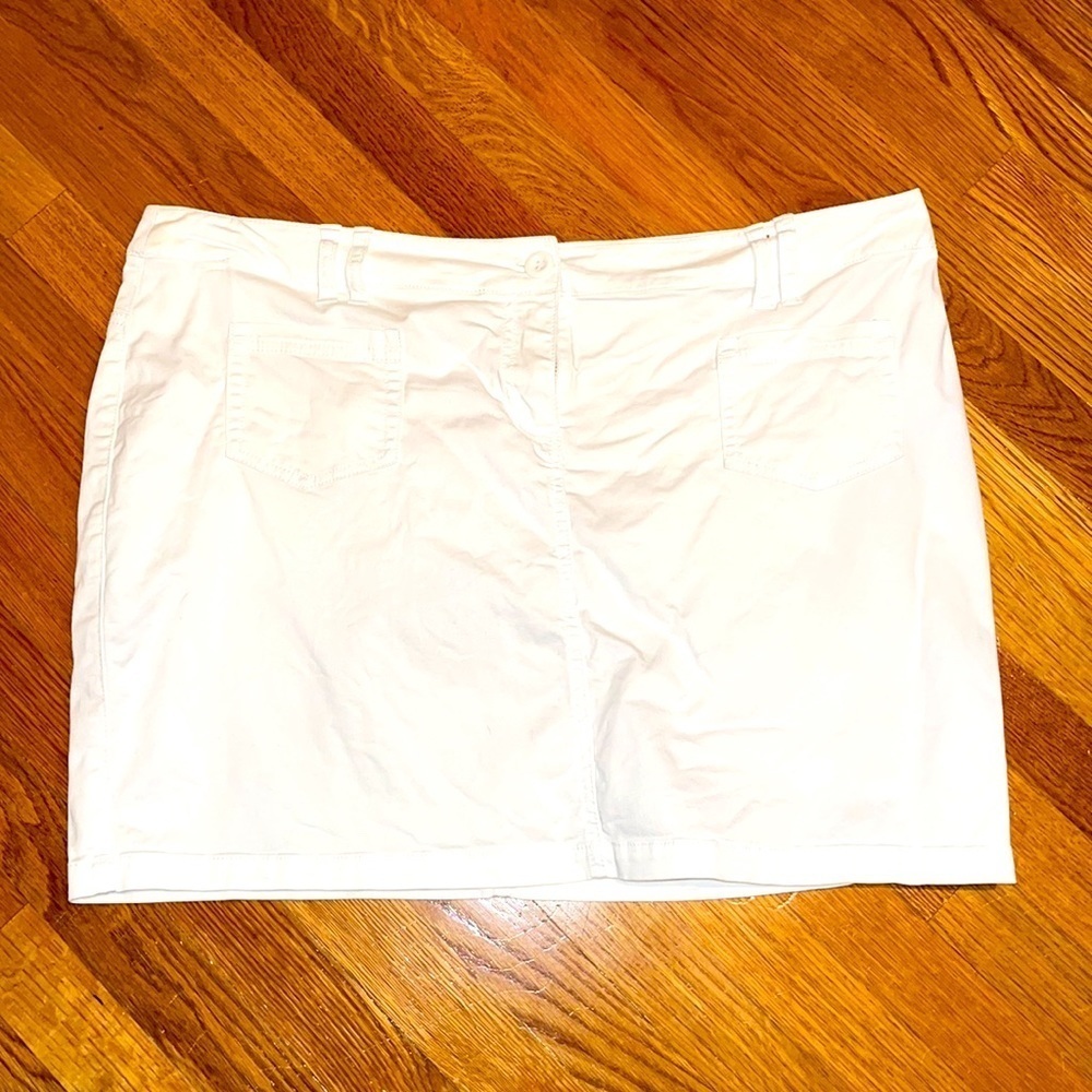 New York & Company mini skirt white denim with stretch size 16